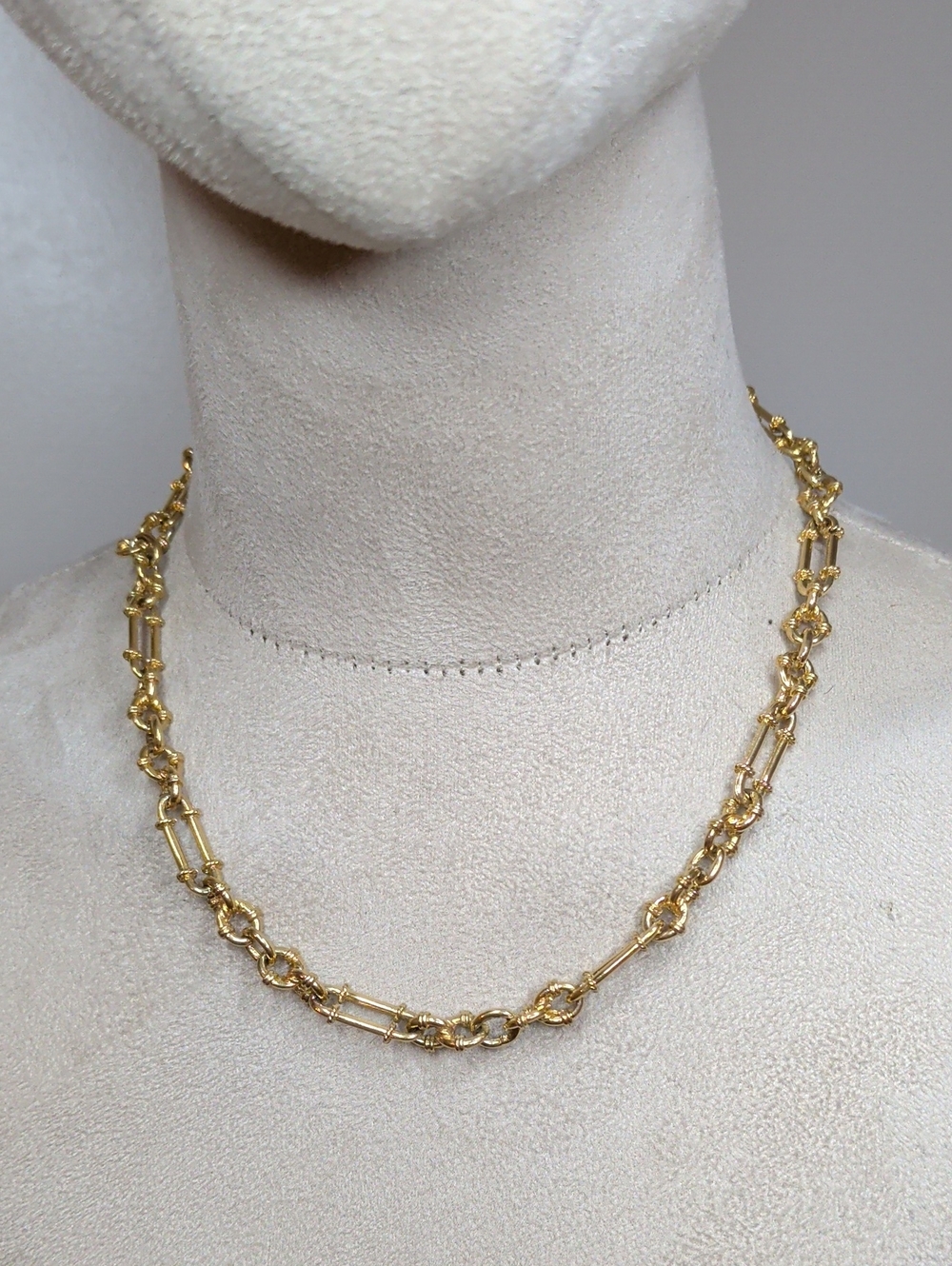 Vintage 70s Gold Tone Trombone Link Necklace Classic Mid Century  18"